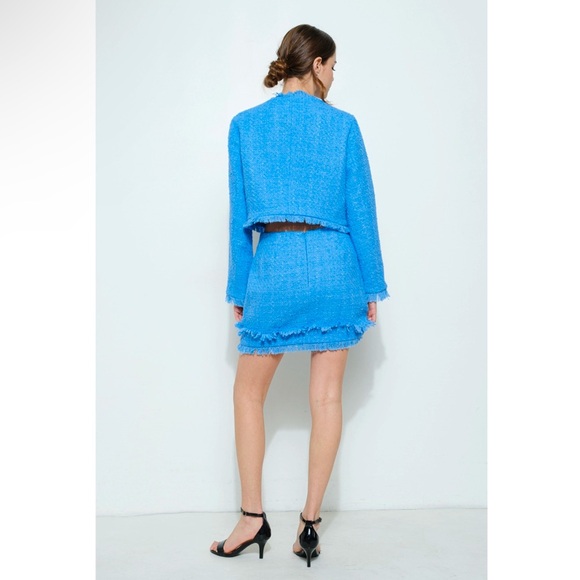 222 ‘Barbara’ Luxurious Blue Tweed Set Blazer And Matching Skirt - Picture 3 of 5
